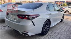 تۆیۆتا کامری